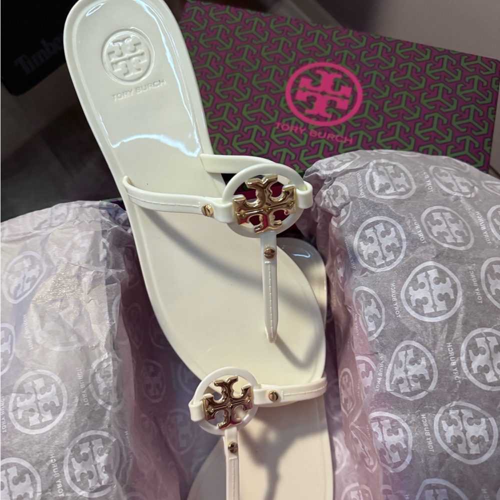 MINI MILLER JELLY SANDAL TORY BURCH
